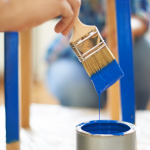 Újítsd fel a gyerekszoba bútordarabjait biztonságosan – egyetlen festékkel!